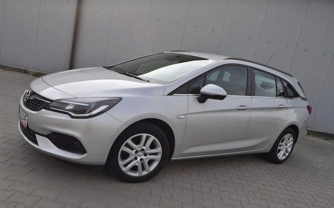 Opel Astra cena 48900 przebieg: 205000, rok produkcji 2020 z Stawiszyn małe 631